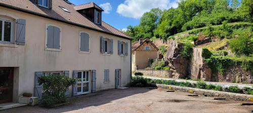 Semur-en-Auxois Apartment | Studio de l'Armançon
