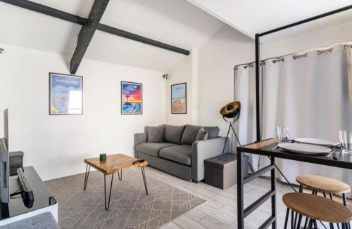Donges House | Studio de la petite Escapade