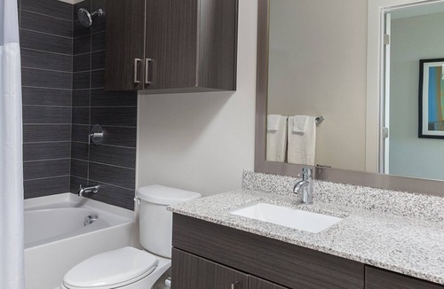 Civic District Condo | Studio Deluxe @ Wyndham Austin Resort