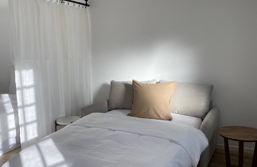 Saint-Martin-de-la-Place Apartment | Studio des Mariniers - Saint Martin de la Place, au Bord de la Loire !