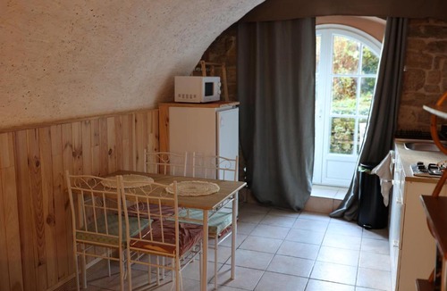 Saint-Laurent-la-Roche Apartment | Studio des mésanges