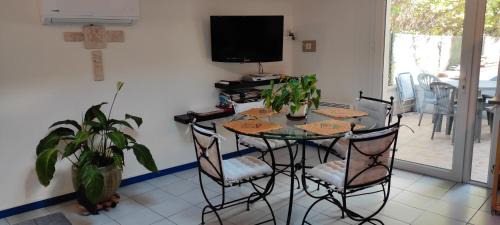 Balaruc-les-Bains Apartment | Studio des Grenadiers