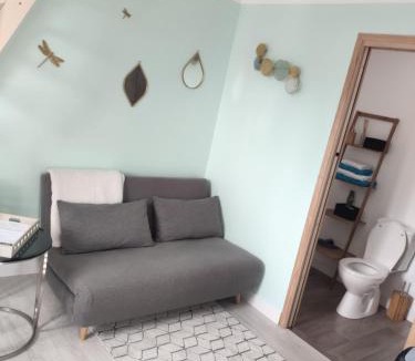 Mareuil-Caubert Apartment | Studio des Monts Caubert