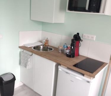 Mareuil-Caubert Apartment | Studio des Monts Caubert