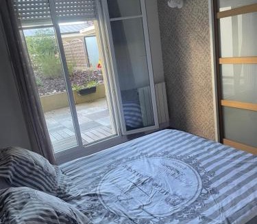 Bussy-Saint-Georges Apartment | Studio Disneyland Paris 2 - Terrasse