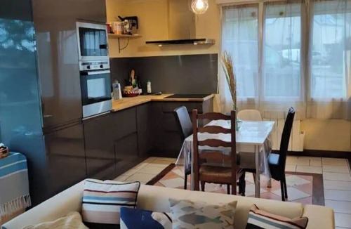 Flamanville Apartment | Studio Douillet à Côté de la mer