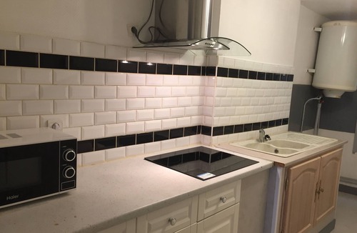 Chateau-du-Loir Apartment | Studio downtown