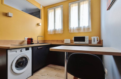 Vanves Apartment | Studio du Chevalier, et son jardin - Welkeys