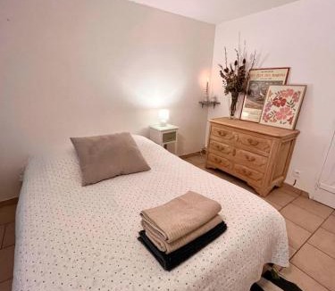 Equemauville Apartment | Studio du Mesnil