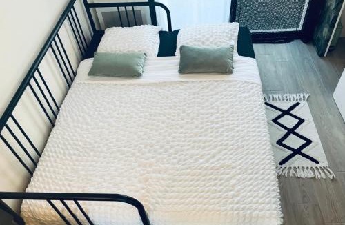 Saint-Andre-de-Cubzac Apartment | Studio du port avec jardin privé