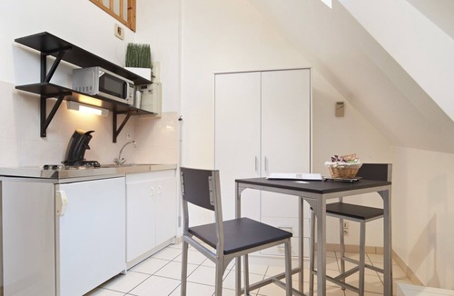 Ancenis Apartment | Studio Duplex - Côté Jardin