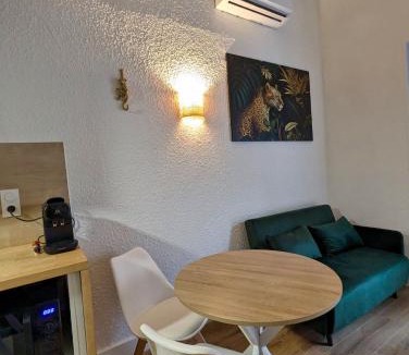 Bourgoin-Jallieu Apartment | Studio Duplex le Jungle - Bourgoin Centre