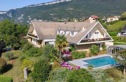 Brison-Saint-Innocent Apartment | Studio Ensuite L'Abbaye