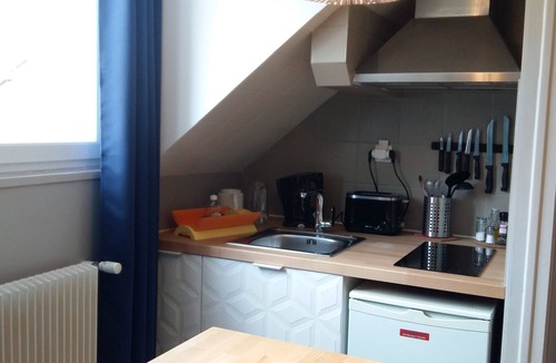 Brison-Saint-Innocent Apartment | Studio Ensuite Le Corsuet