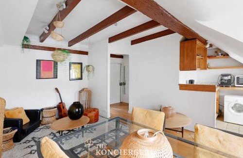 6th Arrondissement Apartment | Studio elegant pres de Saint-Sulpice