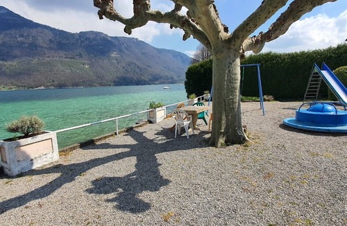 Bredannaz Apartment | Studio en bordure de Lac