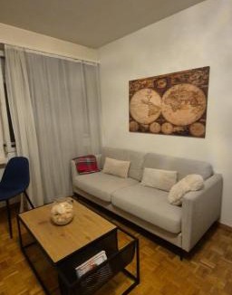 Malombre Apartment | Studio en centre Ville, côté de la Gare de Champel et d l'Hopital