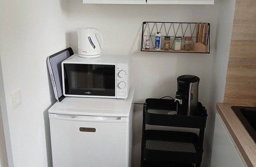 Ouistreham Apartment | Studio en Front de mer Avec Jardin et Parking. Animal de Compagnie Accepté