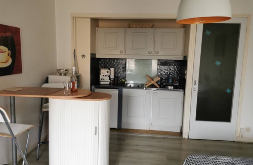 Brive-la-Gaillarde Apartment | Studio en Plein Centre de Brive La Gaillarde de 36 m2