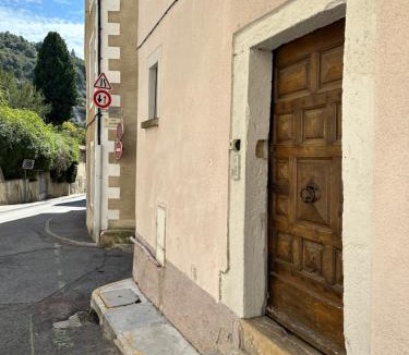 Nyons Apartment | Studio en plein cœur du centre historique !