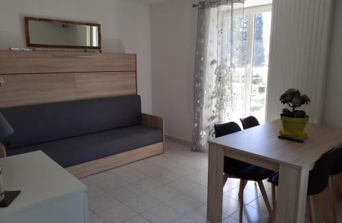 Tence Apartment | Studio en plein centre ville - 2 à 4 personnes