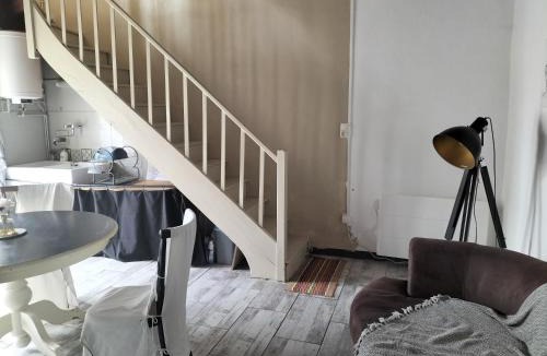 Le Bourdet House | Studio en toute simplicité