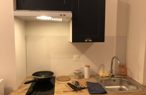 Henriville Apartment | Studio Entièrement Meublé et Équipé de 26 m2