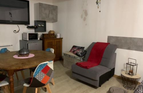 Gond-Pontouvre House | Studio entier Tout confort