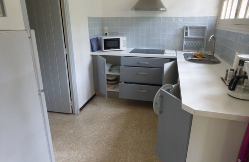 Grasse Apartment | Studio equipped in raised property