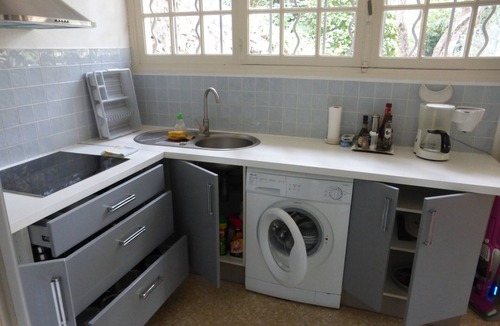 Grasse Apartment | Studio equipped in raised property