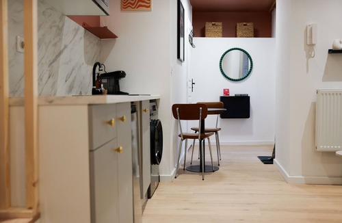 Downtown Angers Apartment | studio equipped one - bedroom apartment in the city center