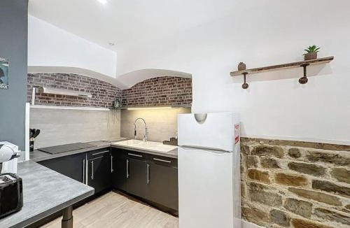 Villeneuve-de-Berg Apartment | Studio Evasion Ardéchoise