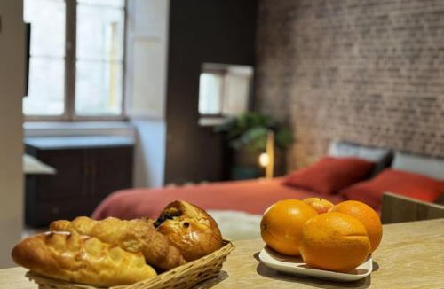 Villeneuve-de-Berg Apartment | Studio Evasion Ardéchoise