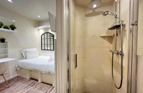 Saint-Gervais Apartment | Studio Exceptionnel au Marais