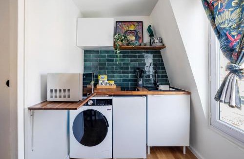 Enghien-les-Bains Apartment | Studio Exotique Hyper-Centre Enghien 12min Paris
