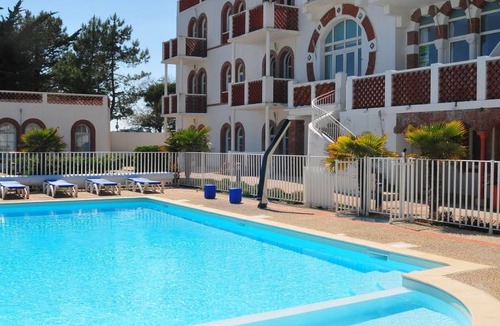 La Tranche-sur-Mer Apartment | Studio flat ∙ 1 bedroom ∙ 2 guests