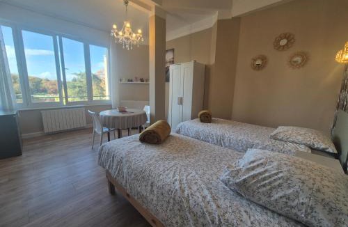 Bagnoles-de-l'Orne Apartment | Studio face au lac