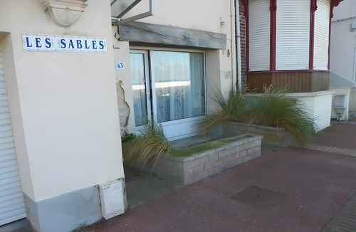 Quend-Plage-les-Pins Apartment | Studio "Face Mer" with Sea View and Shared Terrace