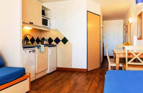 Pornichet Apartment | STUDIO FACING THE SEA 25M² 3 pers. The beach at your feet. Everything can be done on foot