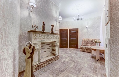 Vladimirskiy Apartment | Studio Favorite City