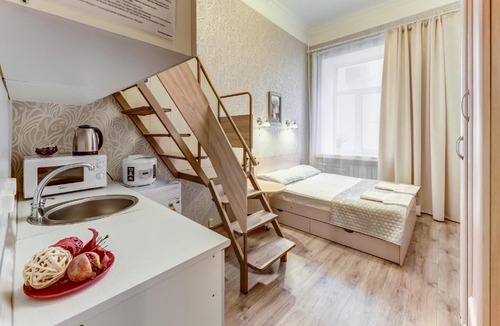 Vladimirskiy Apartment | Studio Favorite City