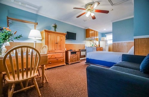 Block Island Apartment | Studio flat ∙ 1 bedroom ∙ 4 guests