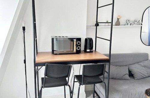 Camden Town with Primrose Hill Apartment | Studio Flat 8 – Peaceful Oasis in Camden Parkway