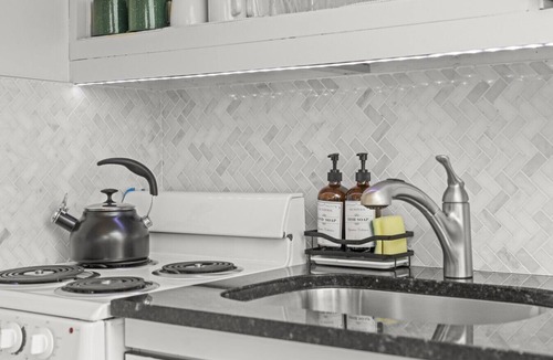 Westport Apartment | Studio Flat Above Historic Cider Mill