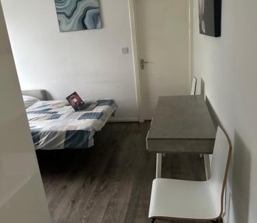 East Walworth Apartment | Studio flat in central London