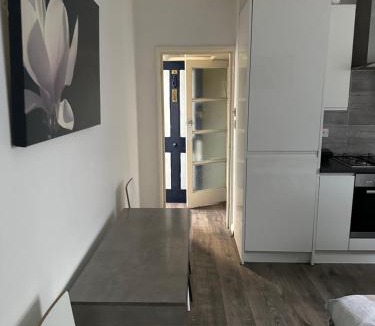 East Walworth Apartment | Studio flat in central London