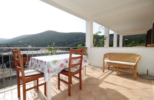 Pokrivenik Apartment | Studio flat near beach Cove Pokrivenik (Hvar) (AS-8673-a)