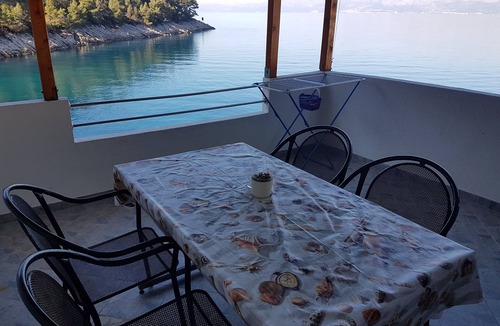 Bogomolje Apartment | Studio flat near beach Cove Mala Pogorila (Hvar) (AS-8952-a)