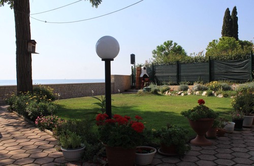 Zambratija Apartment | Studio flat near beach Zambratija, Umag (AS-6997-a)