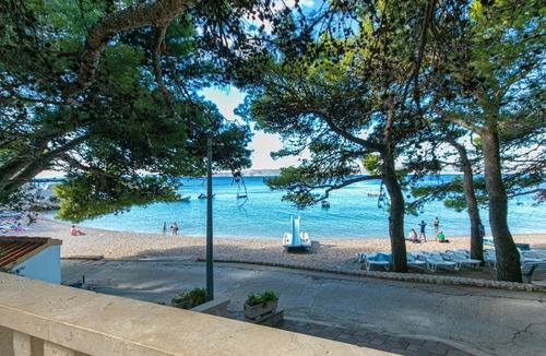 Brela Apartment | Studio flat near beach Brela, Makarska (AS-6007-a)